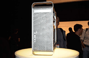 WWDC 2003łPowerMac G5ʉ摜